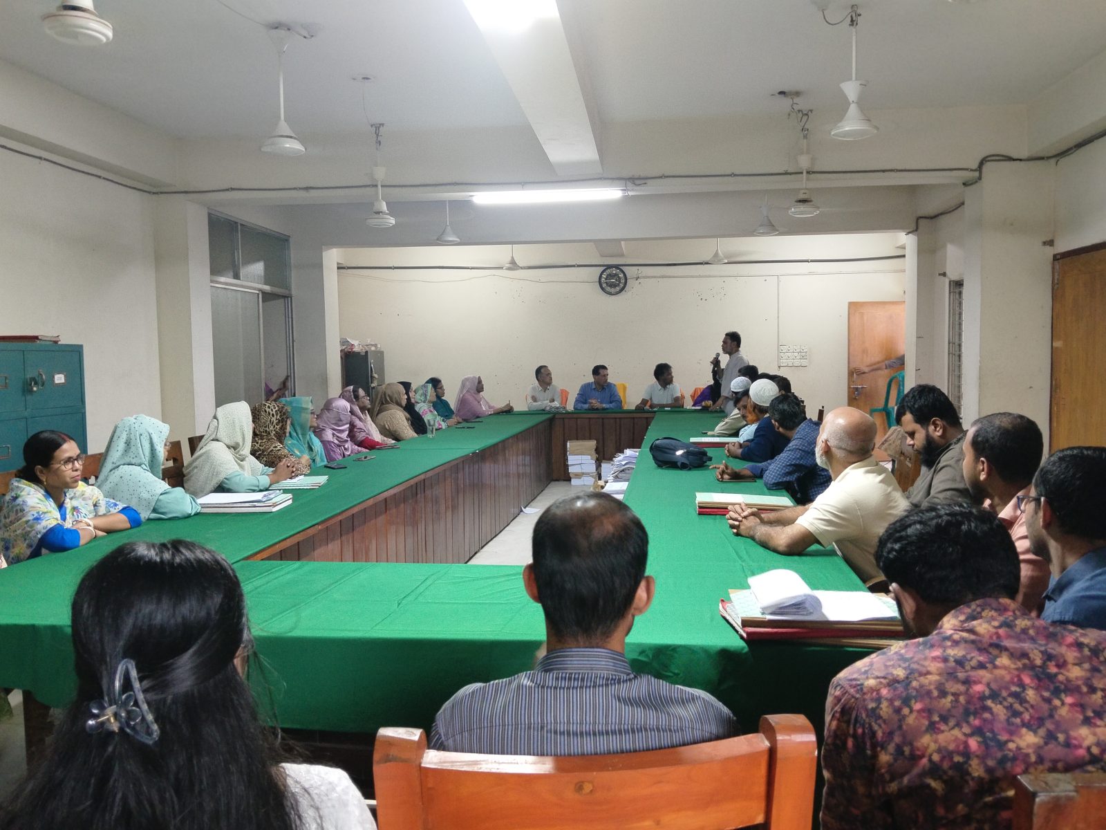 শিক্ষকদের সাথে মতবিনিময় সভা